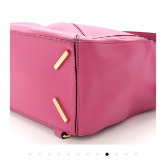 LOEWE Calfskin Leather Shoulder Crossbody Med Puzzle Bag in Fuchsia Pink Gold - Picture 9 of 12